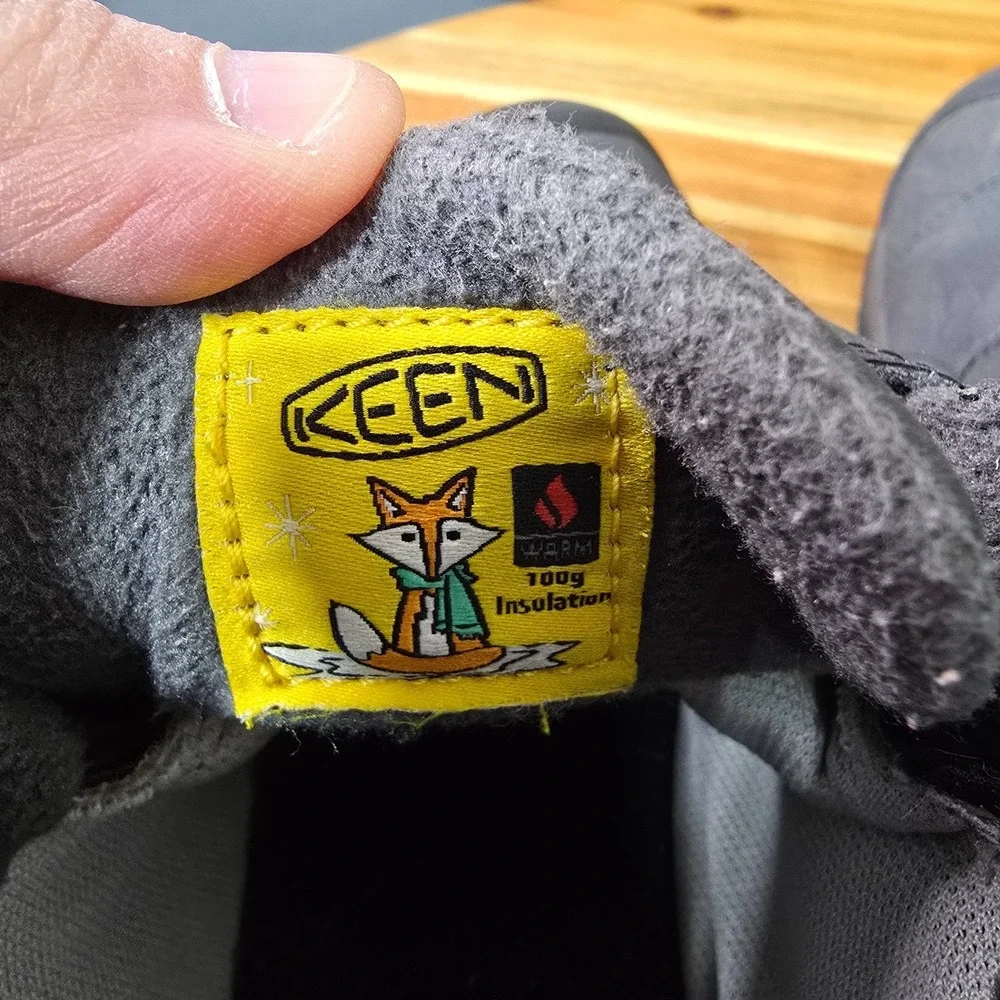 Keen Kootenay III Waterproof Snow Boots BIg Kids Youth Size US 4.5 Gray Outdoors